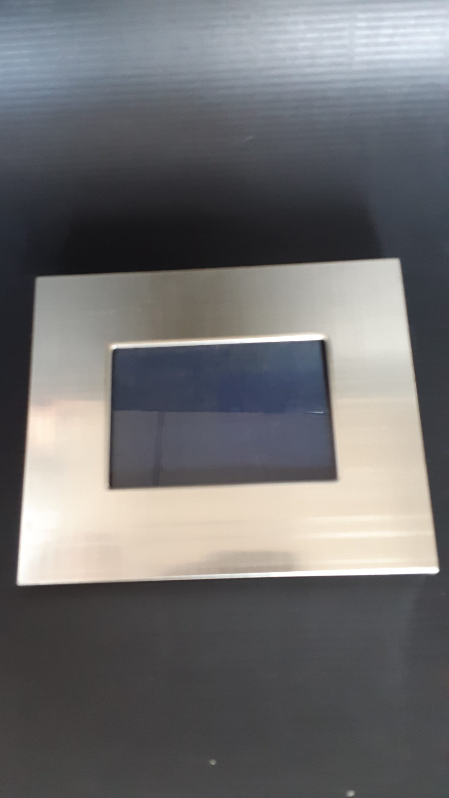 Cornice argentata effetto satinato - NONèdabuttare