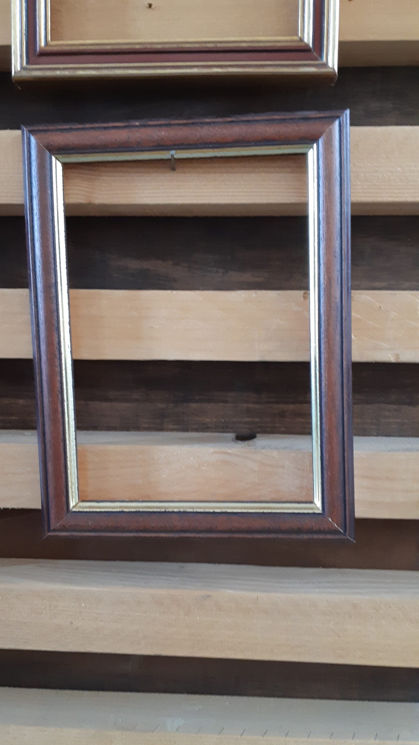 Cornice in legno - NONèdabuttare