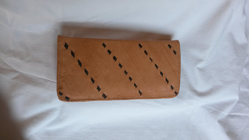 Pochette in pelle - NONèdabuttare