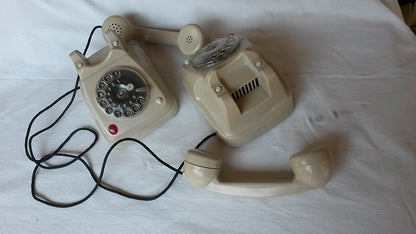 Telefoni comunicanti giocattolo grigi anni '60 - NONèdabuttare
